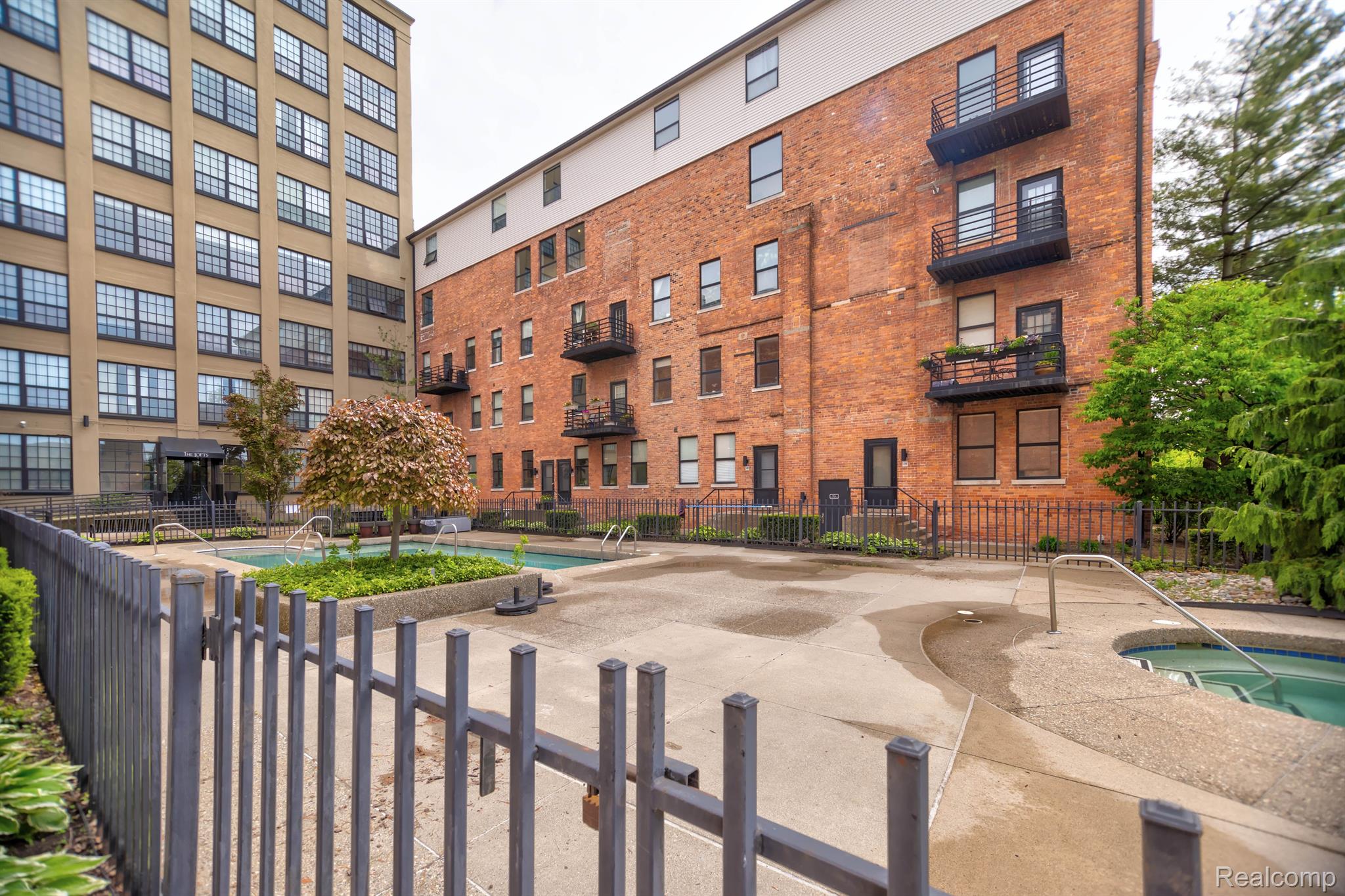 Detroit City, Michigan 48207, United States, 1 Bedroom Bedrooms, ,2 BathroomsBathrooms,Residential,Active,178792