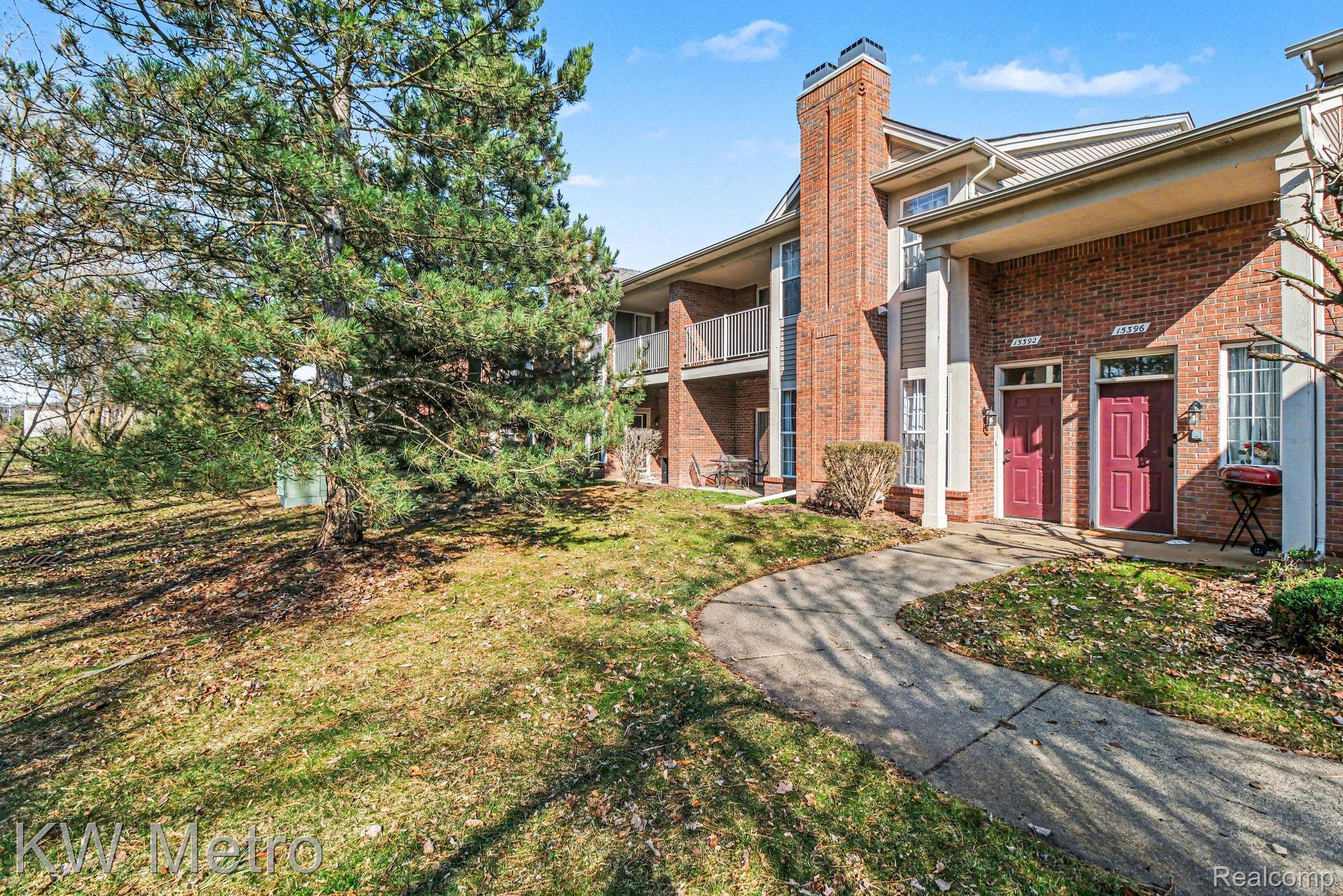 15392 Yale Drive 195