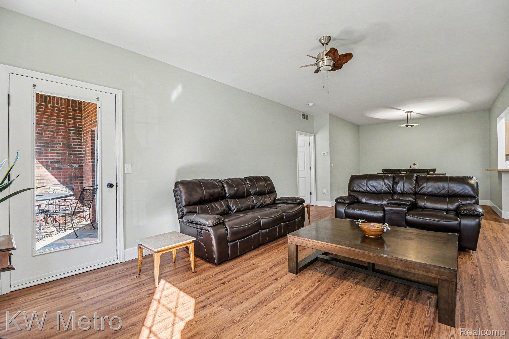 15392 Yale Drive 195