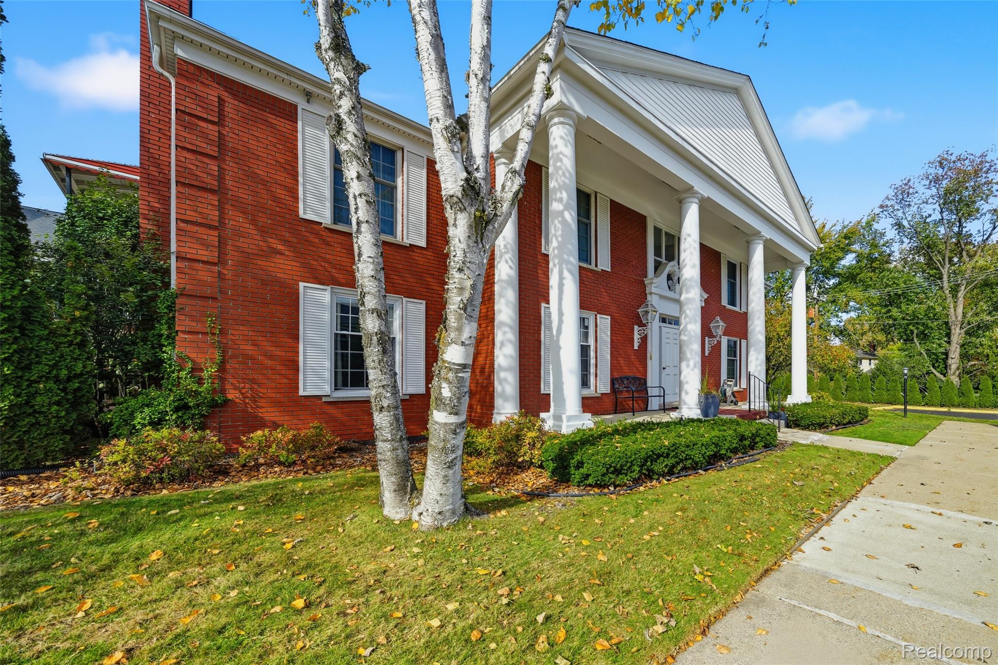 19710 13 Mile Road 107