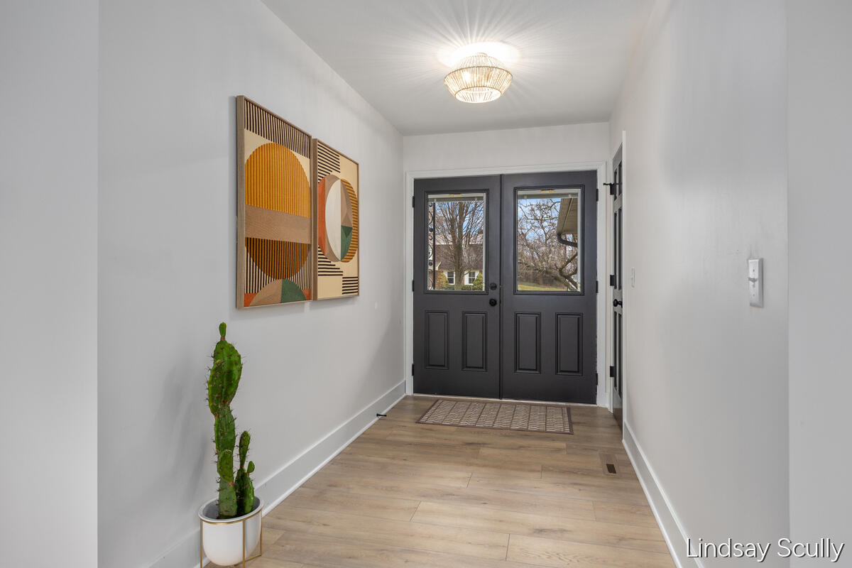 4495 Trail View Drive NE