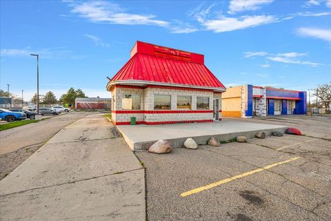 3110 MILLER Road Flint City Genesee MI 48503