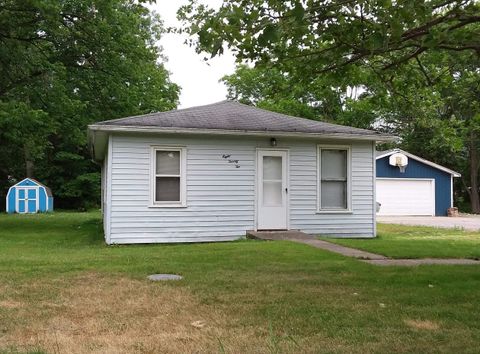 822 Glenwood Avenue Owosso City MI 48867