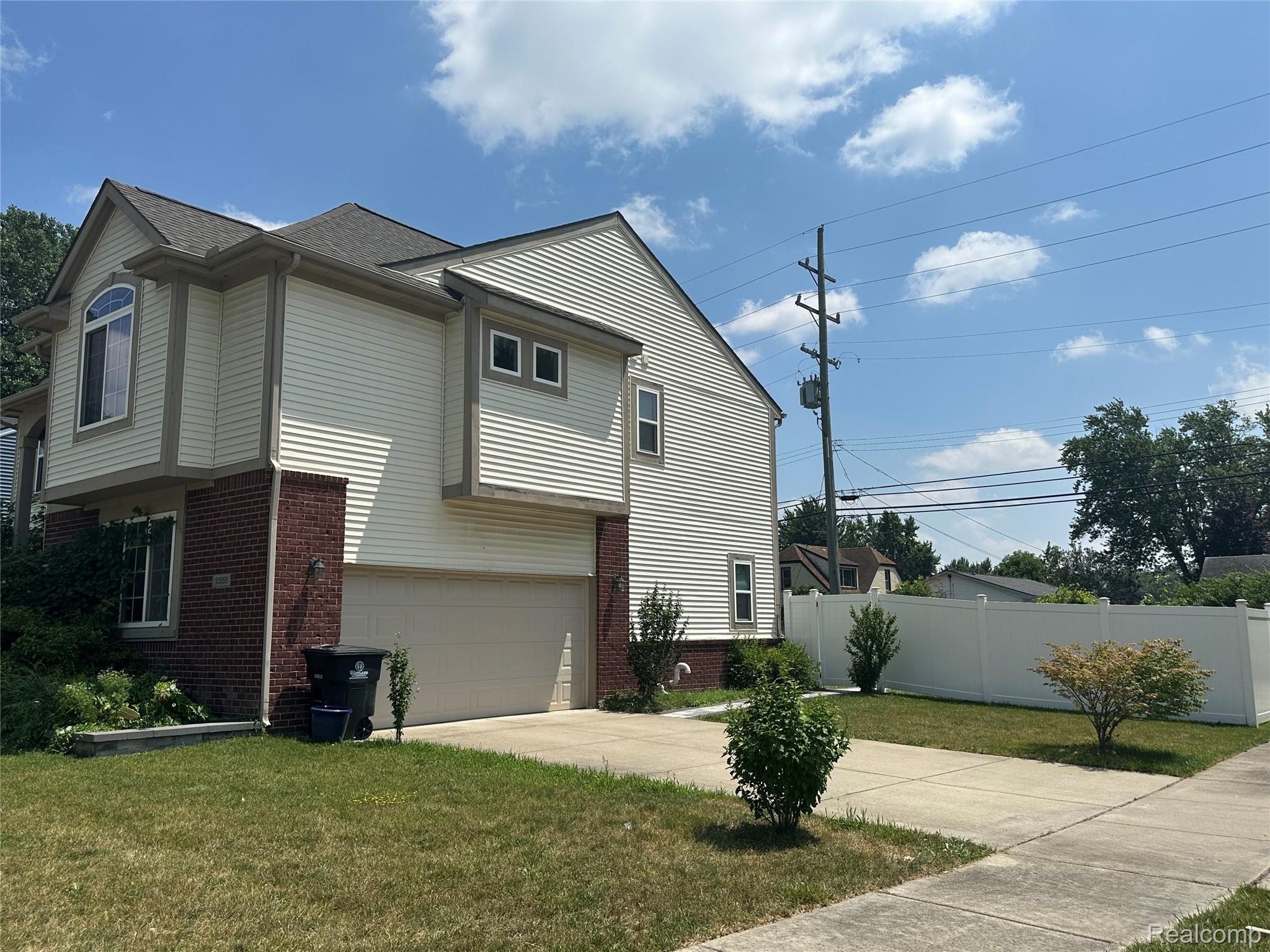 33555 Birchlawn