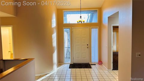 33779 VISTA Drive Farmington Hills City MI 48331