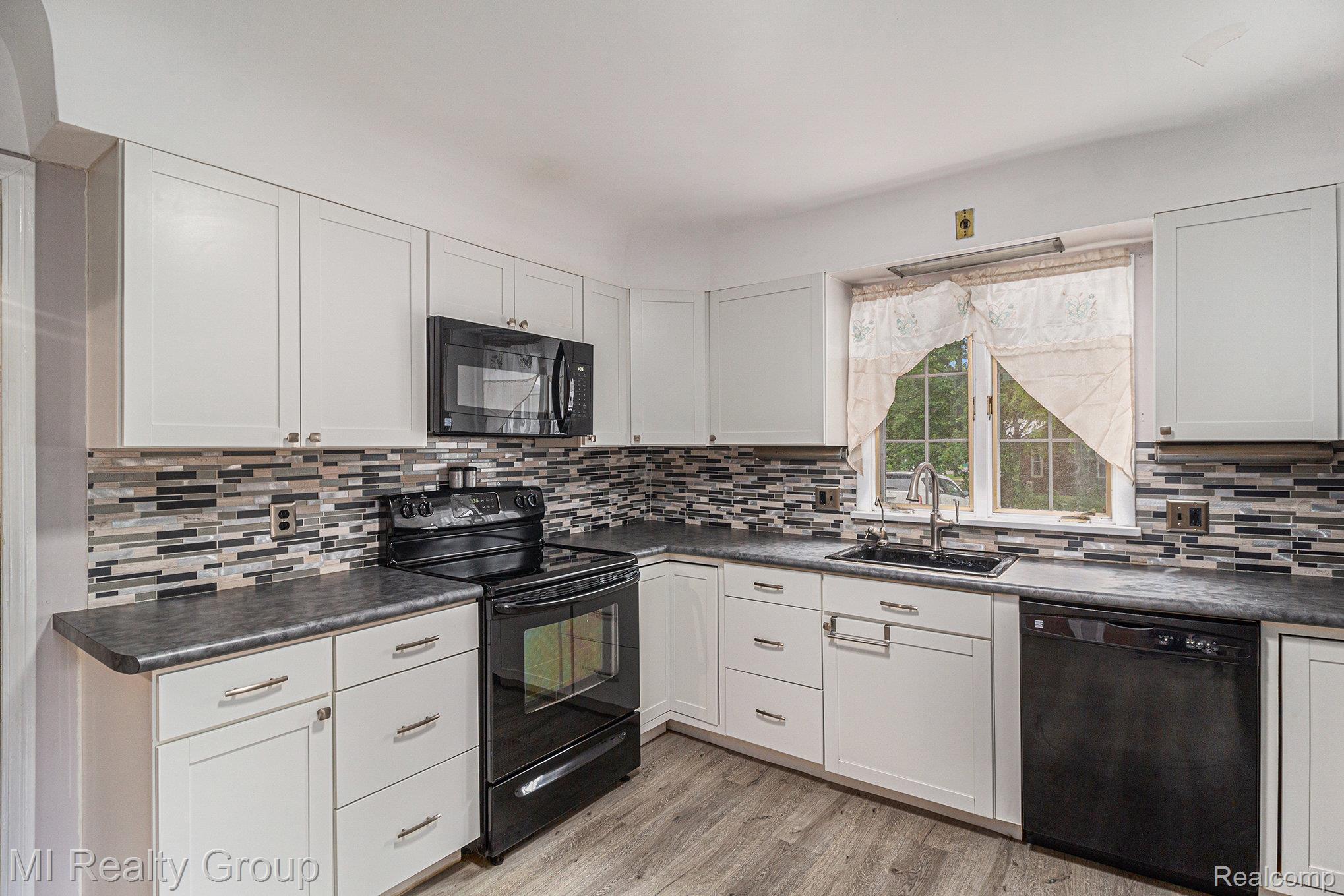 6552 W Imlay City Road