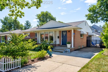 1527 Poplar Avenue Royal Oak City MI 48073