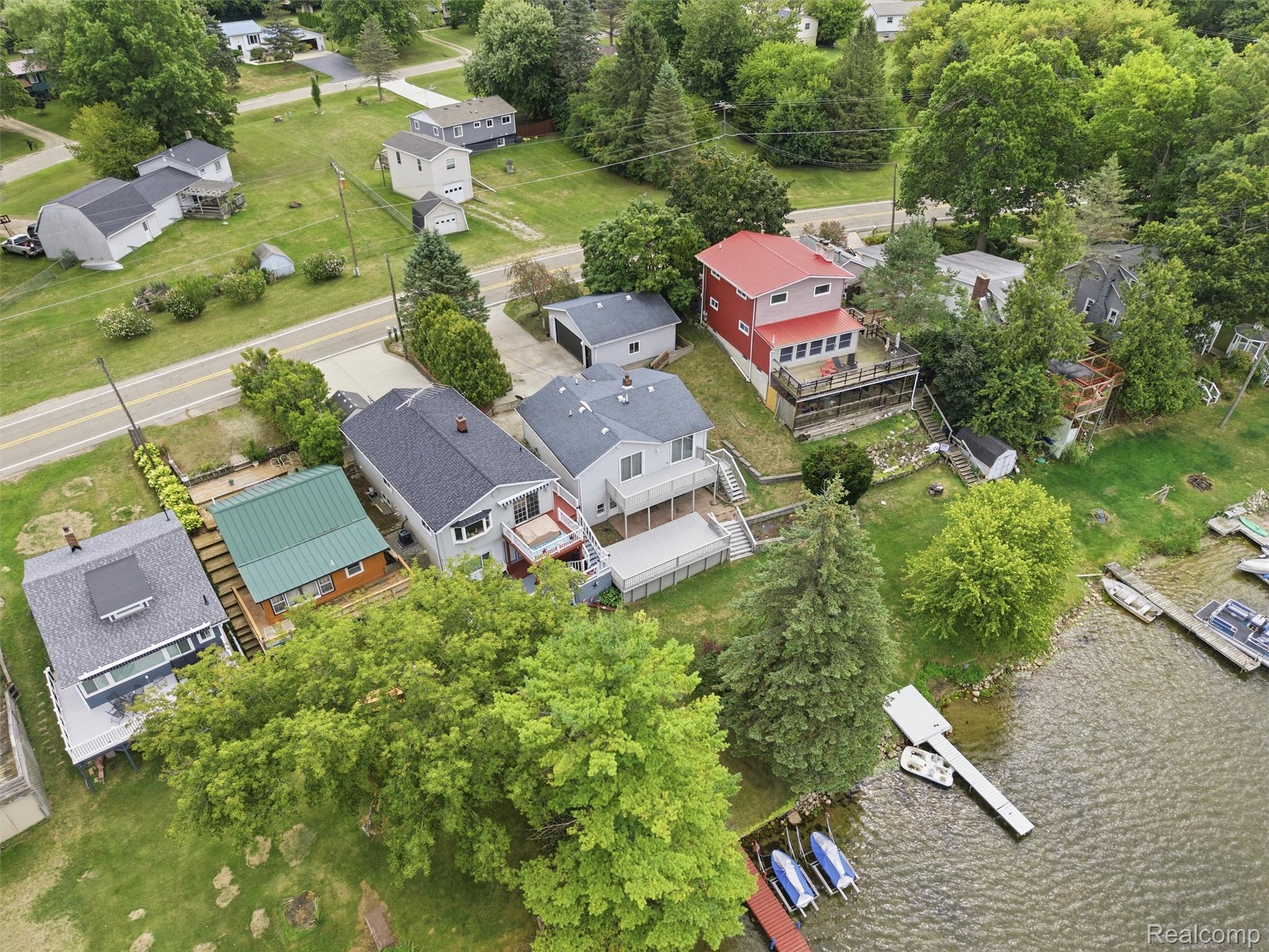 2205 Gray Road