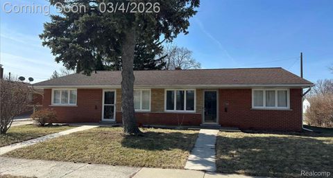 27099 Demrick Street Roseville City MI 48066