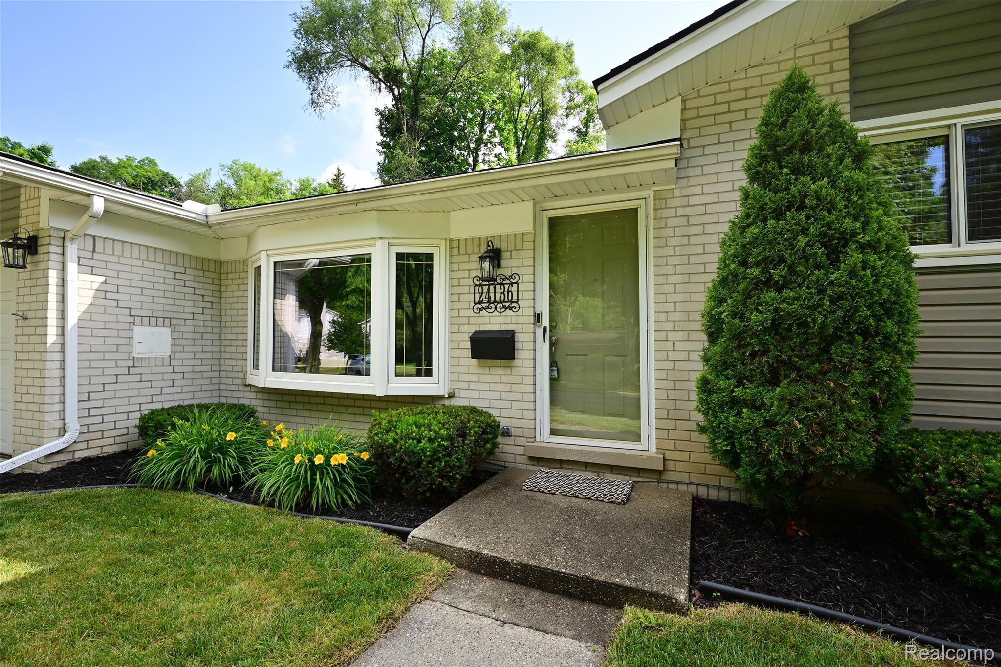 24136 Twin Valley Court