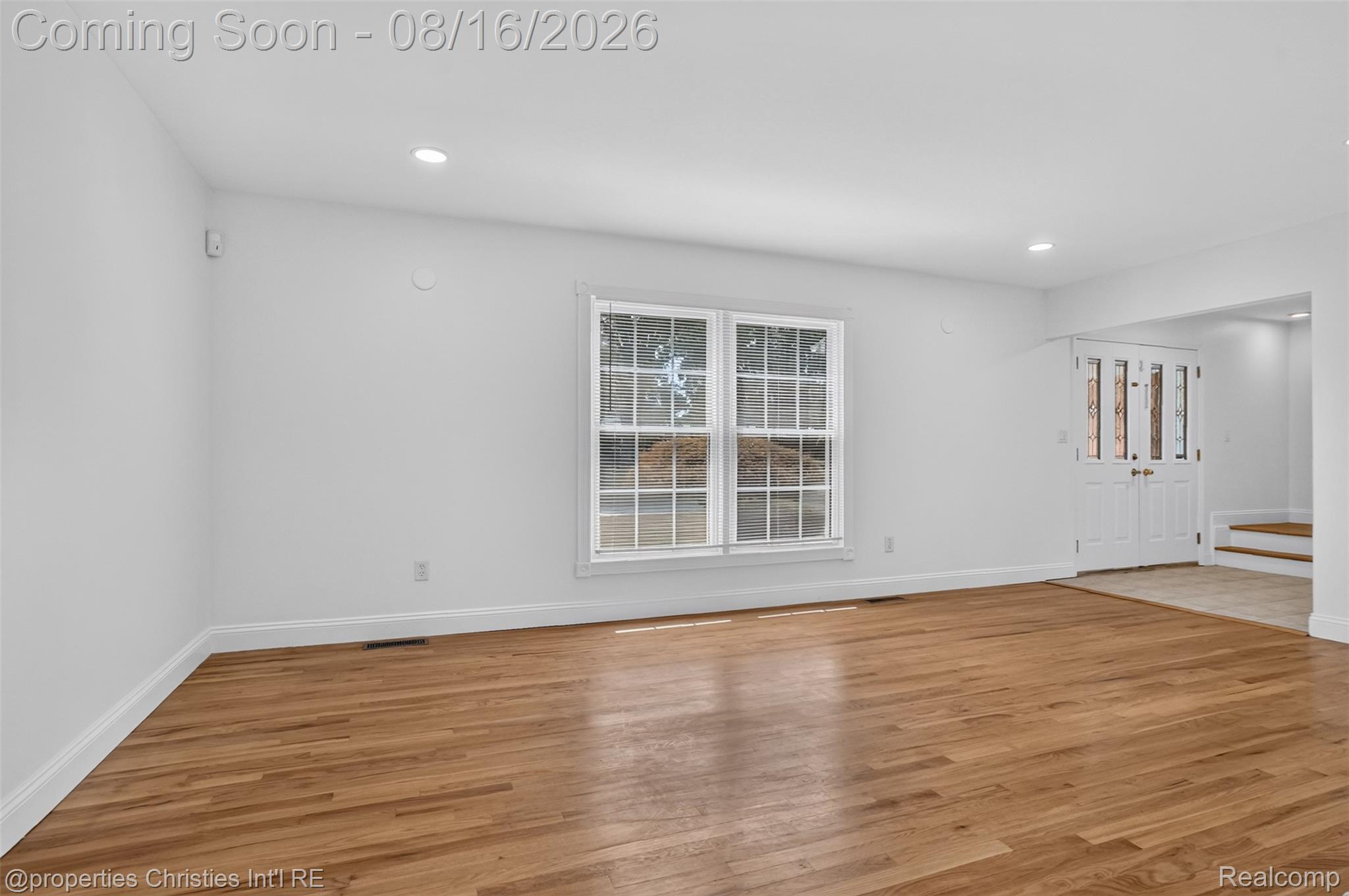 2834 Rossmoor Circle