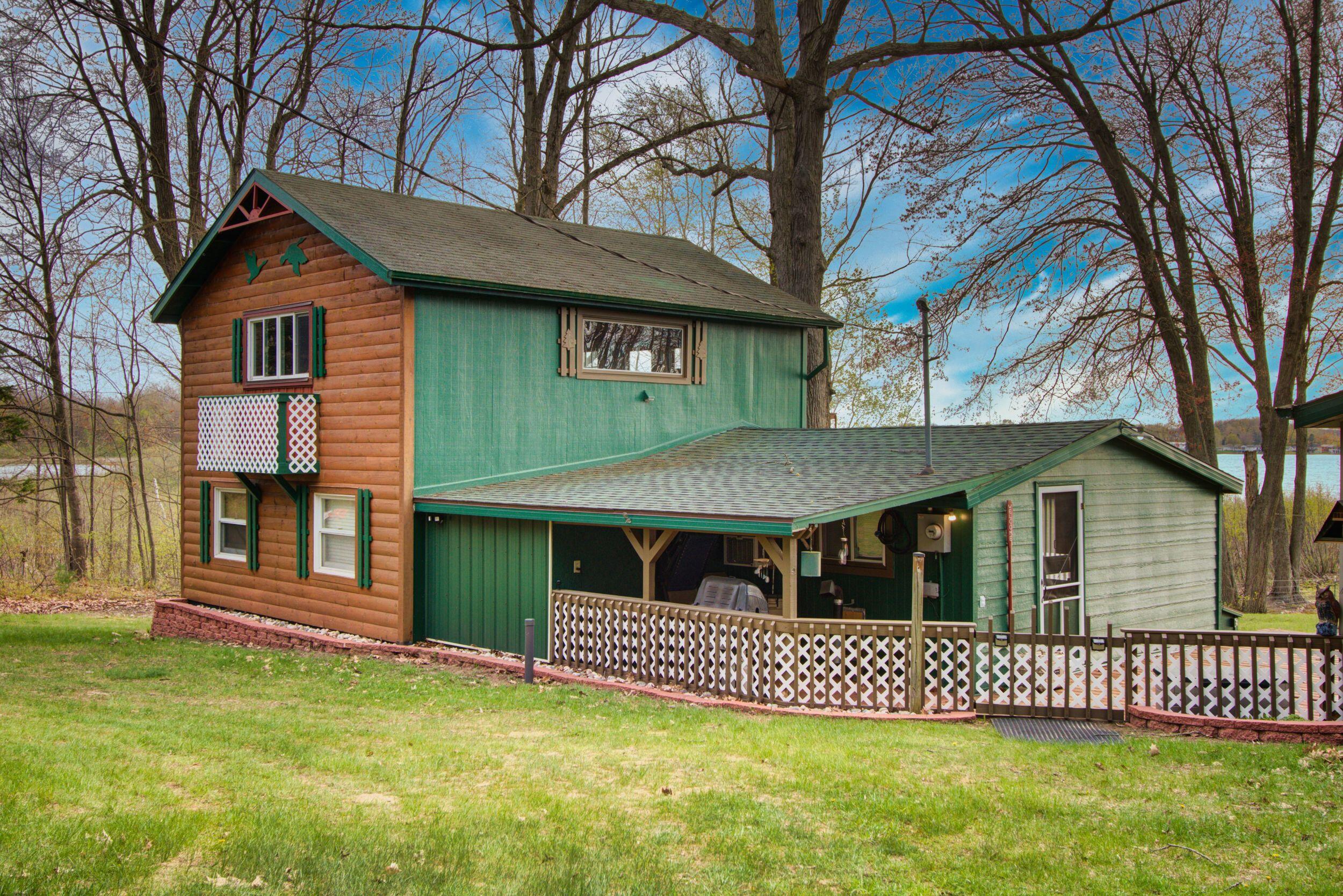 17185 Sandy Lane