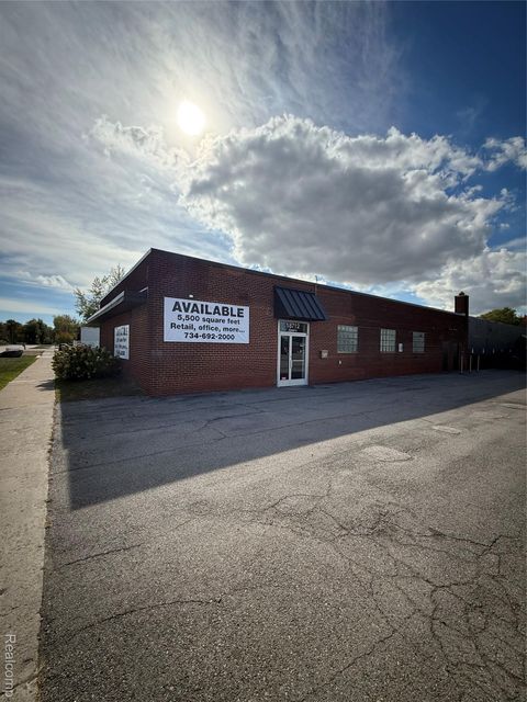 18712 Quarry Street Riverview City MI 48193