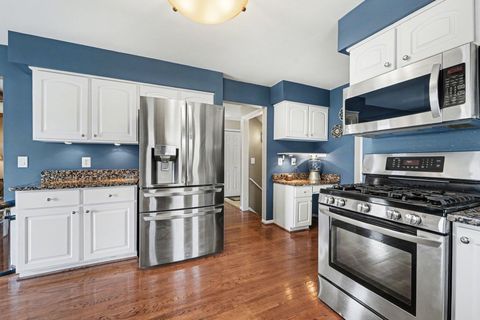 Tiny photo for 14836 Plymouth Crossing, Plymouth Charter Township, MI 48170 (MLS # 81026013502)