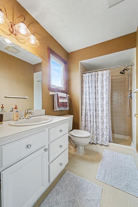 Tiny photo for 14836 Plymouth Crossing, Plymouth Charter Township, MI 48170 (MLS # 81026013502)