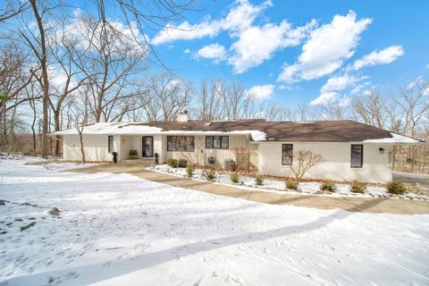 1910 Essex Lane Jackson City MI 49203