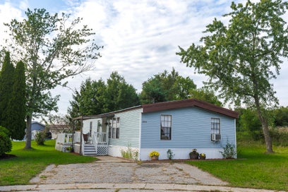 3541 Pine Knob Street NW Alpine Township MI 49544