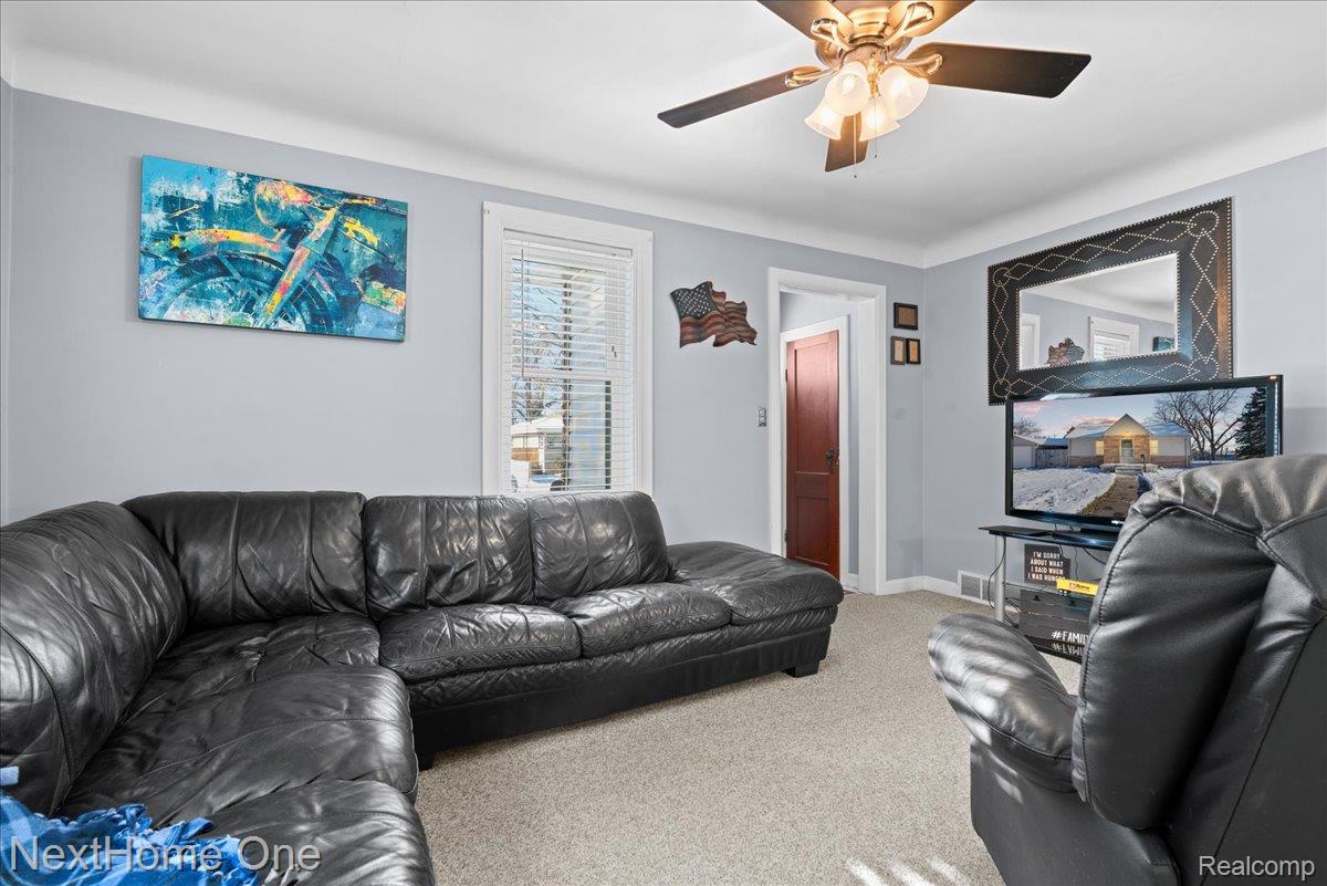 11634 Cardwell Street