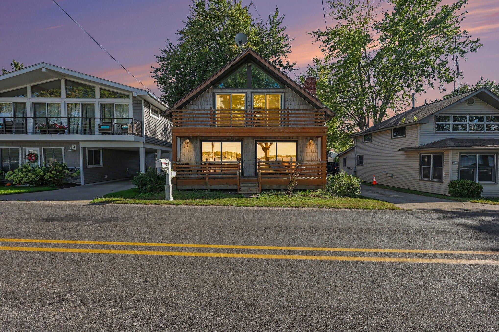 2973 Round Lake Highway