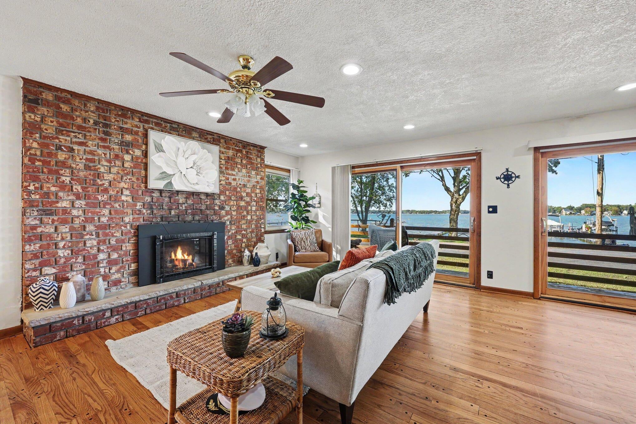 2973 Round Lake Highway