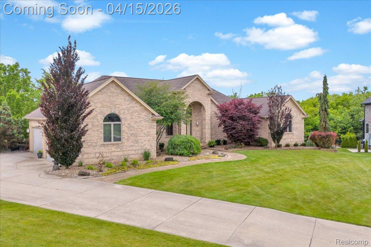 550 Kings Fairway Court