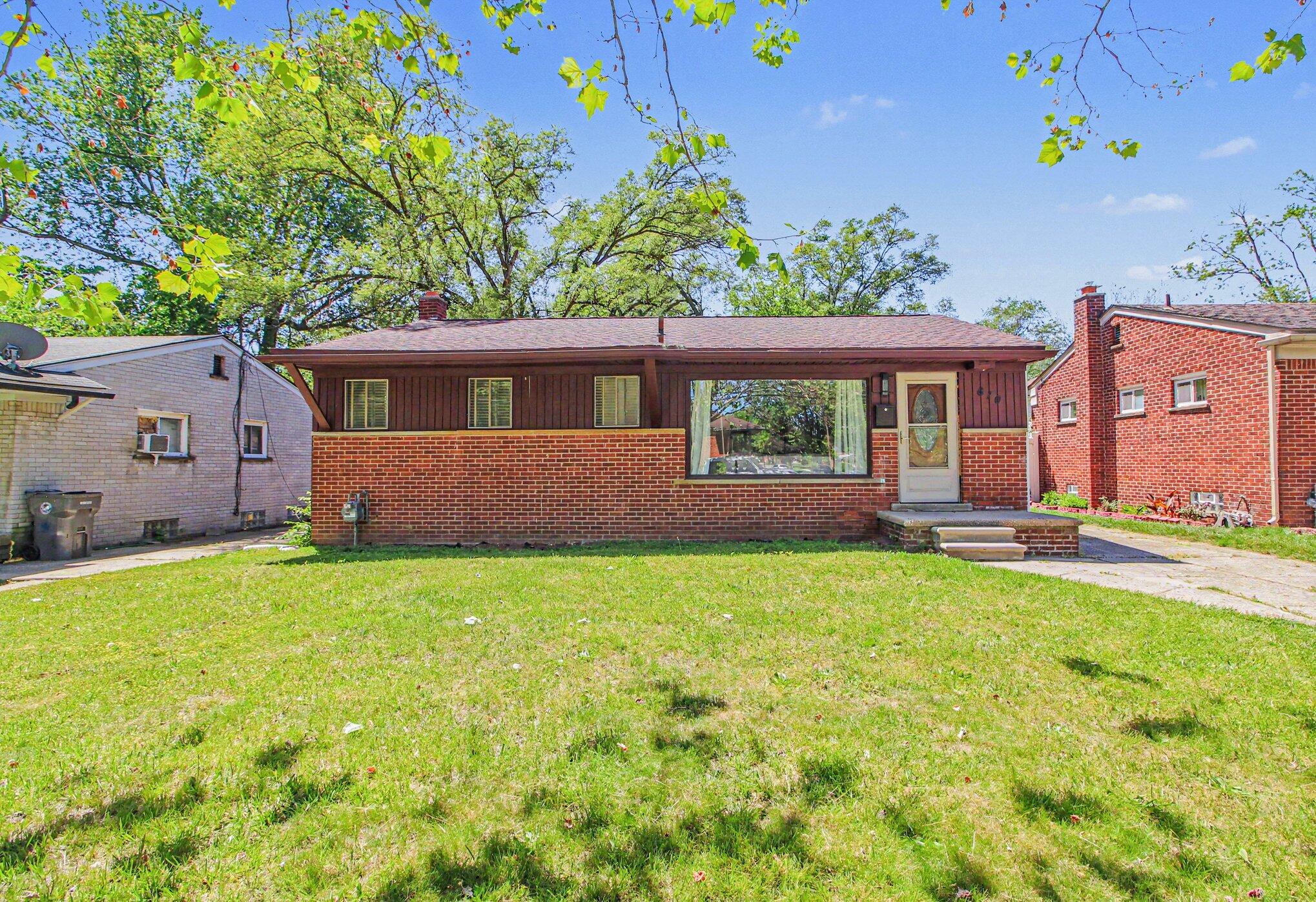 610 Western Street