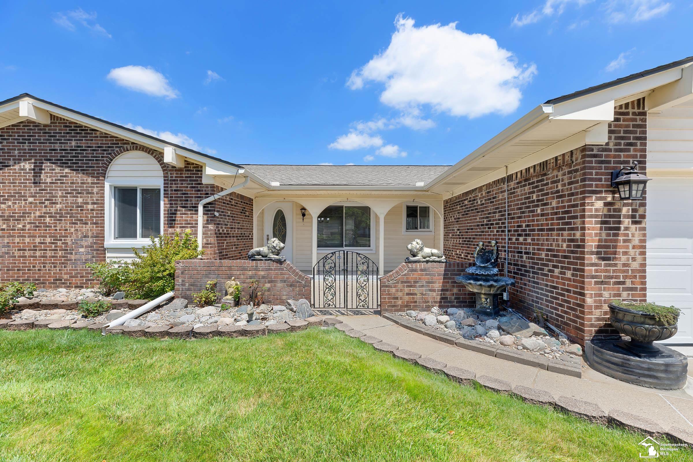33472 6 MILE Road