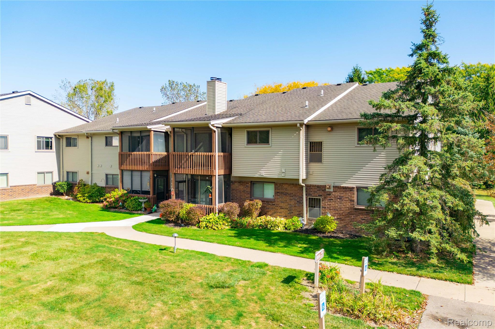 10241 Nancys Boulevard 56