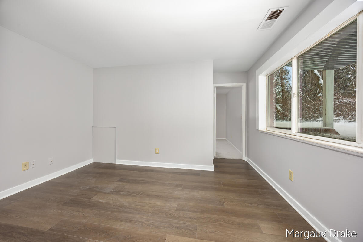 6716 Cascade Road SE 37