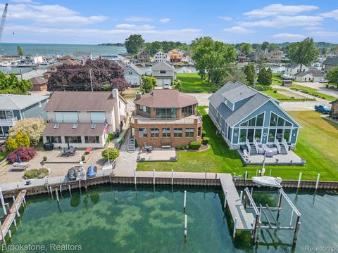 32315 N River Road Harrison Charter Township MI 48045