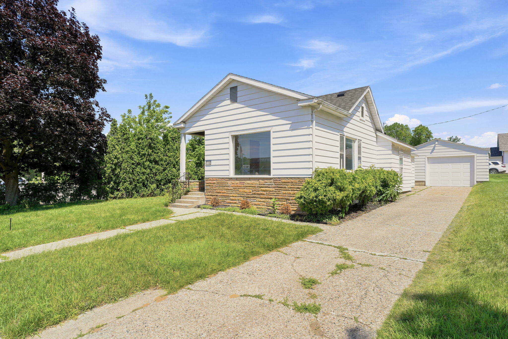 110 E Summit Street
