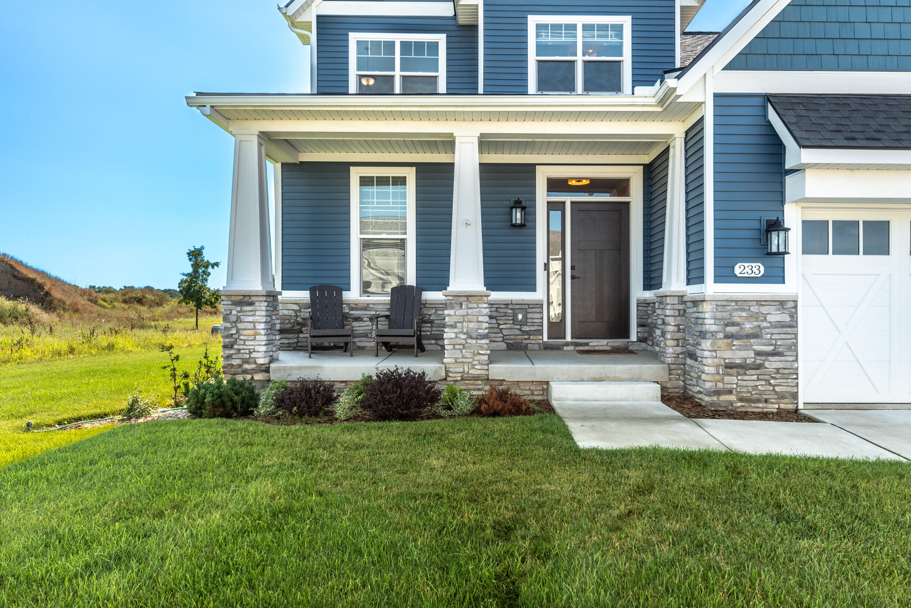 233 Campolina Street