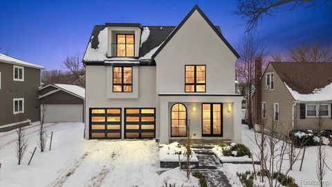 1798 Webster Street Birmingham City MI 48009