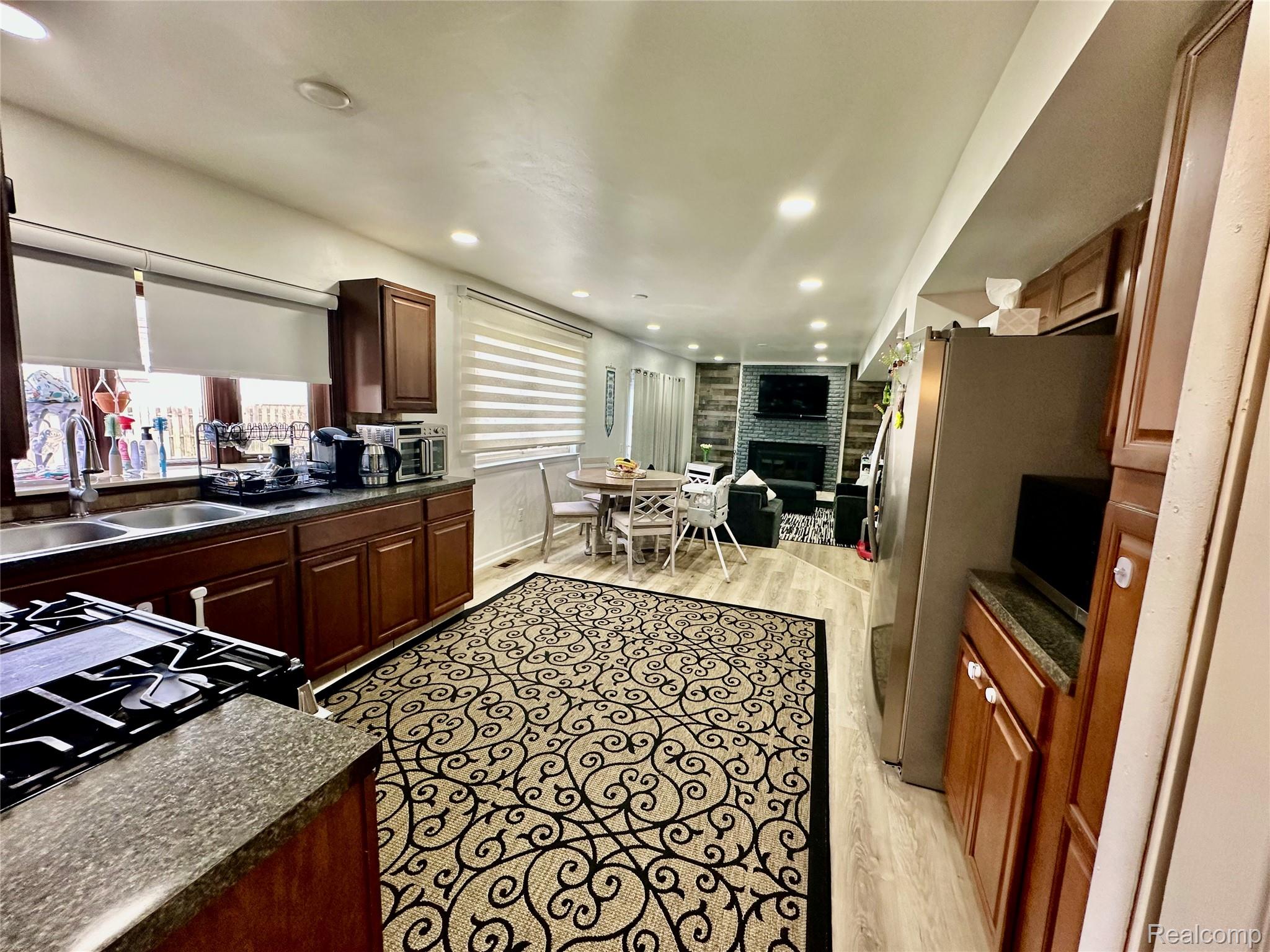 25880 Cherry Hill Road