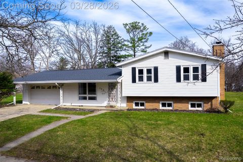 132 E Euclid Avenue Jackson City MI 49203