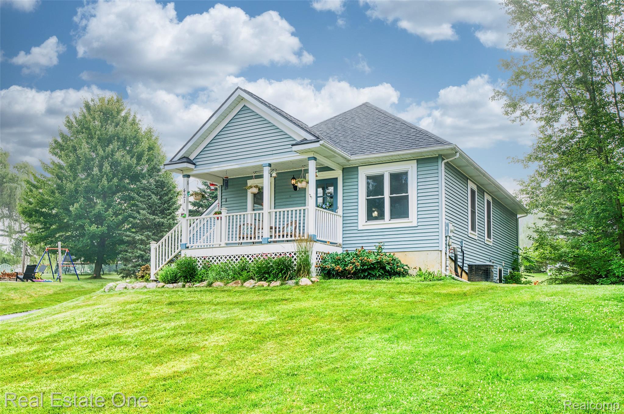 421 Montclair Lane