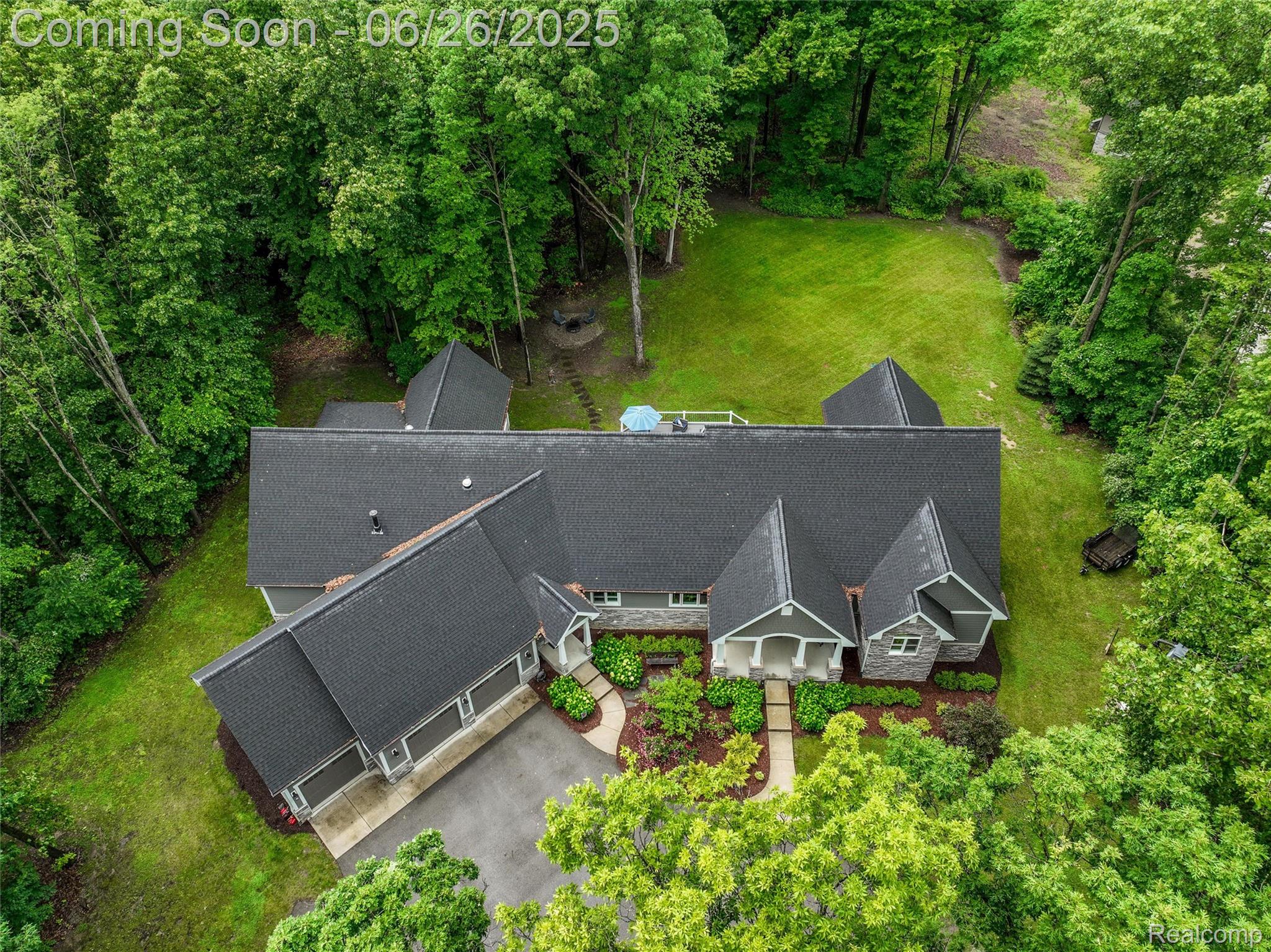 800 Greystone Drive