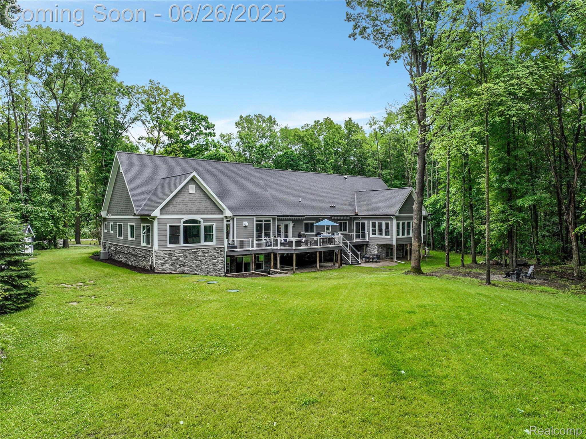 800 Greystone Drive