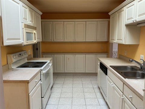 Tiny photo for 59150 Poplar Court, Washington Township, MI 48094 (MLS # 20261085297)
