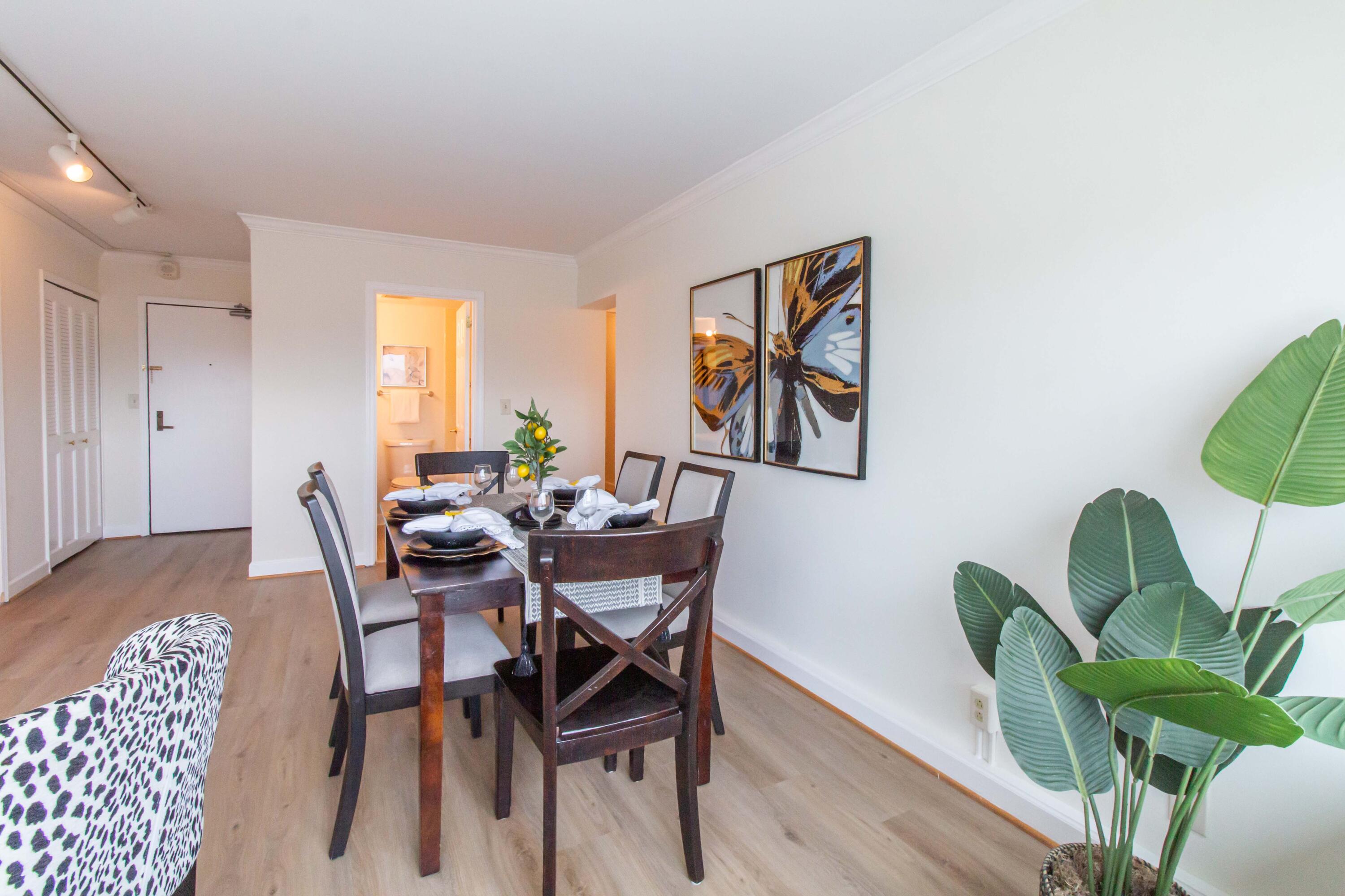 555 E William Street #17D/E