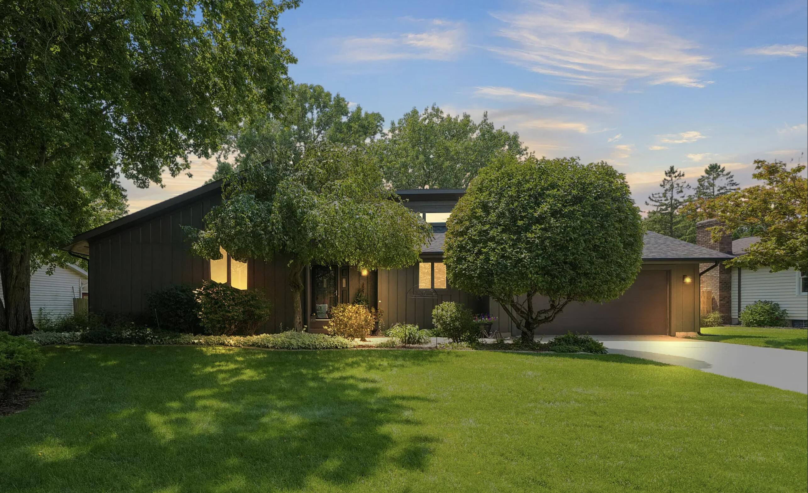 4043 Chamberlain Avenue SE