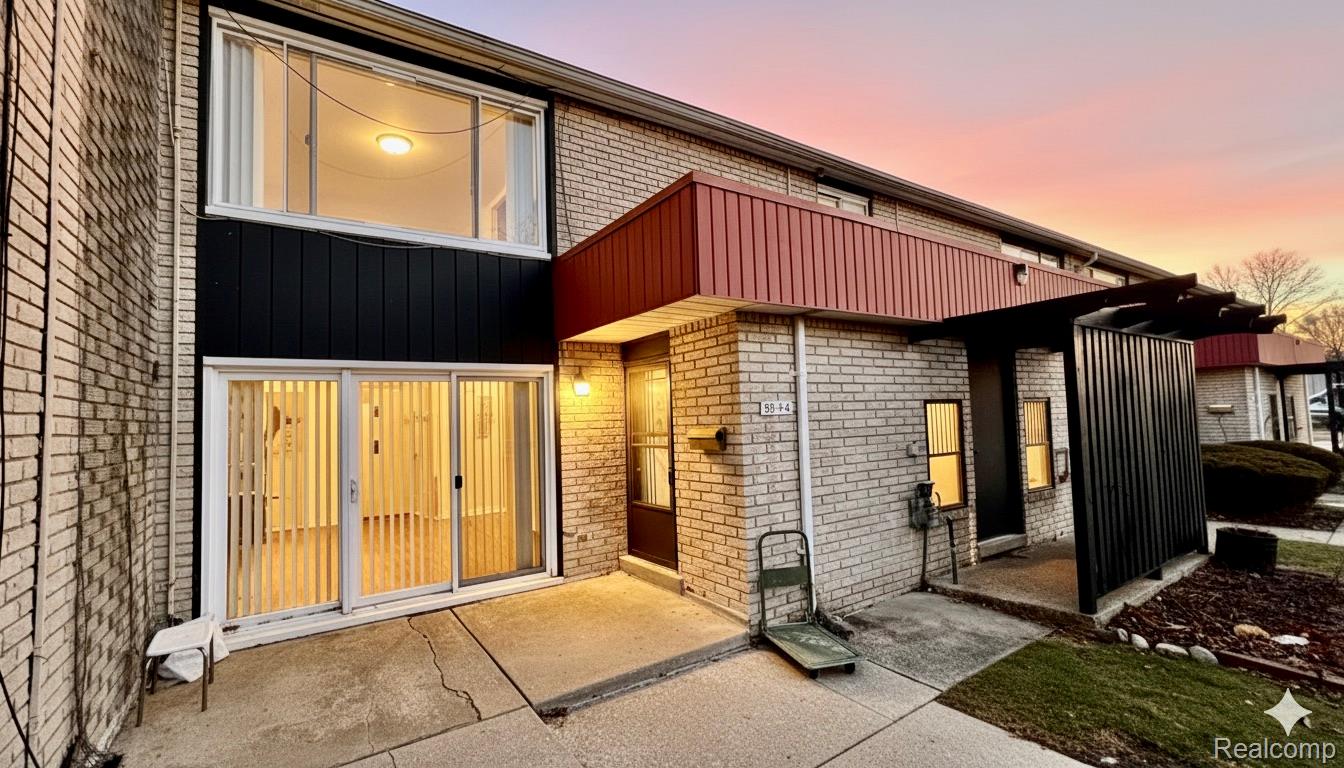 8315 Karam Boulevard #4