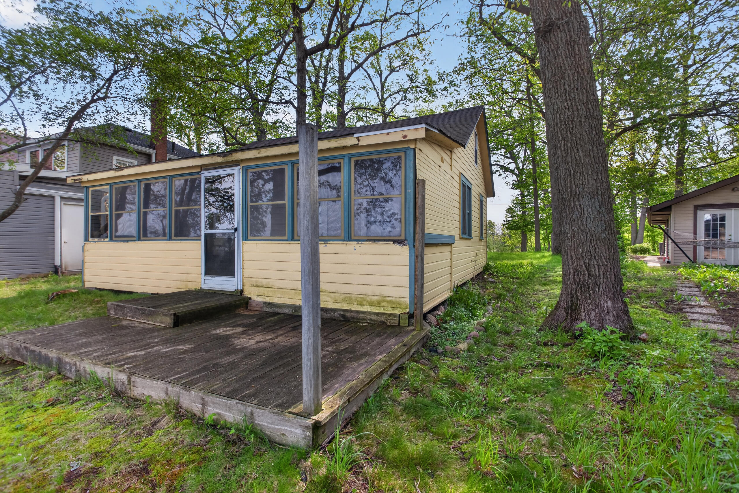 5036 Schrah Drive