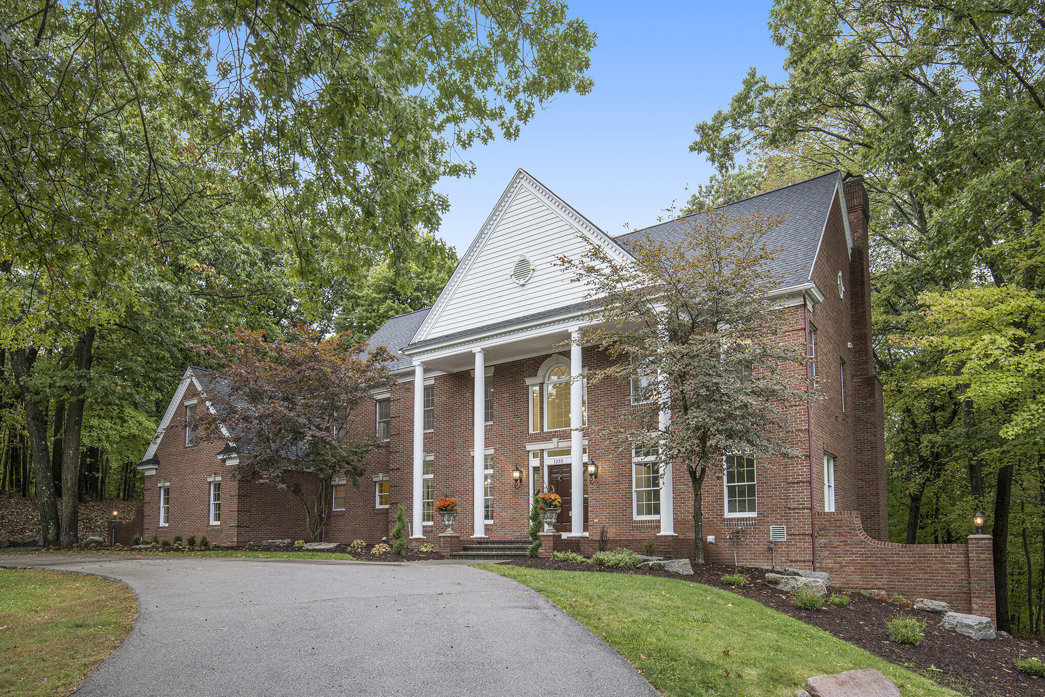 1233 Ballybunion Court SE