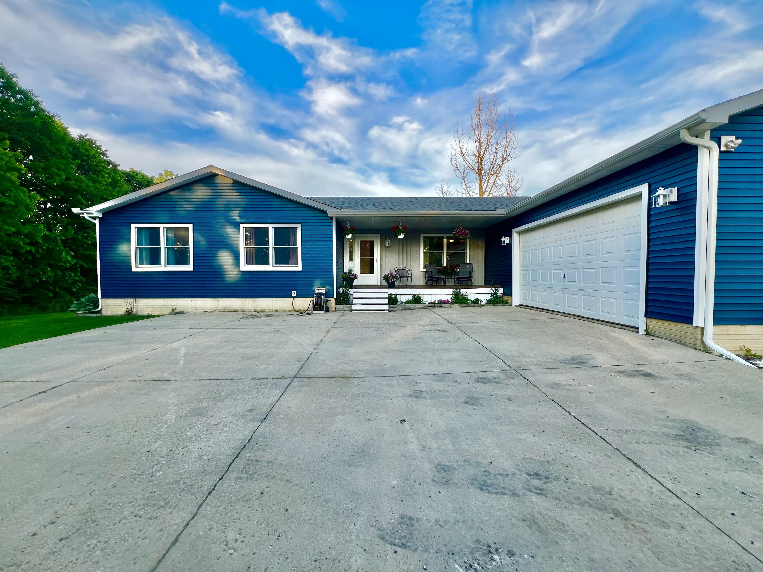 4491 N Waldron Road