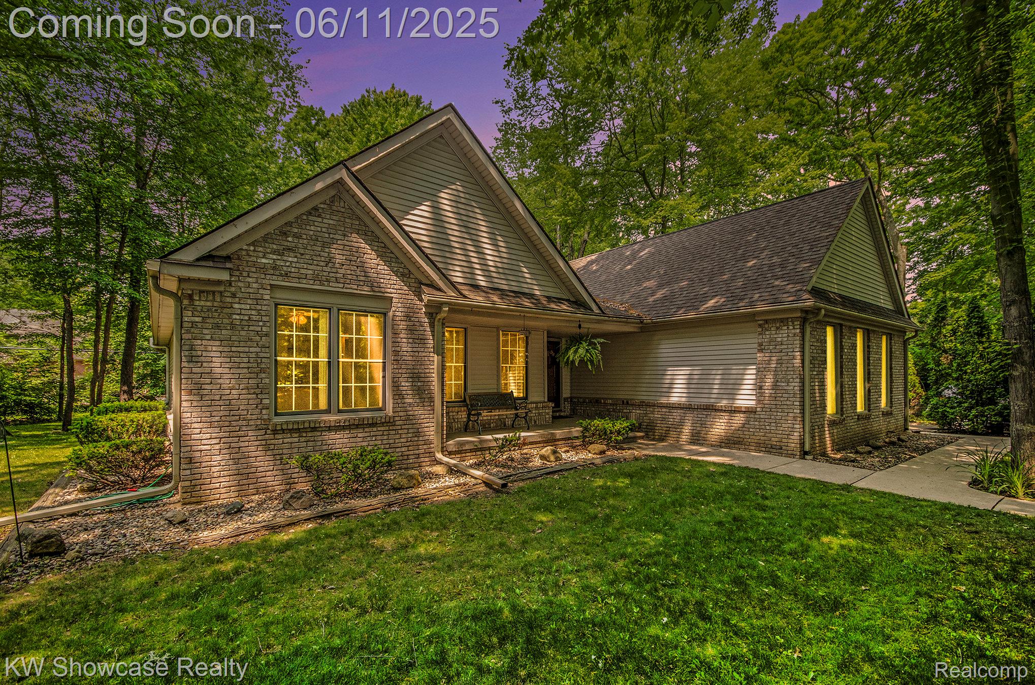 3675 S Commerce Road