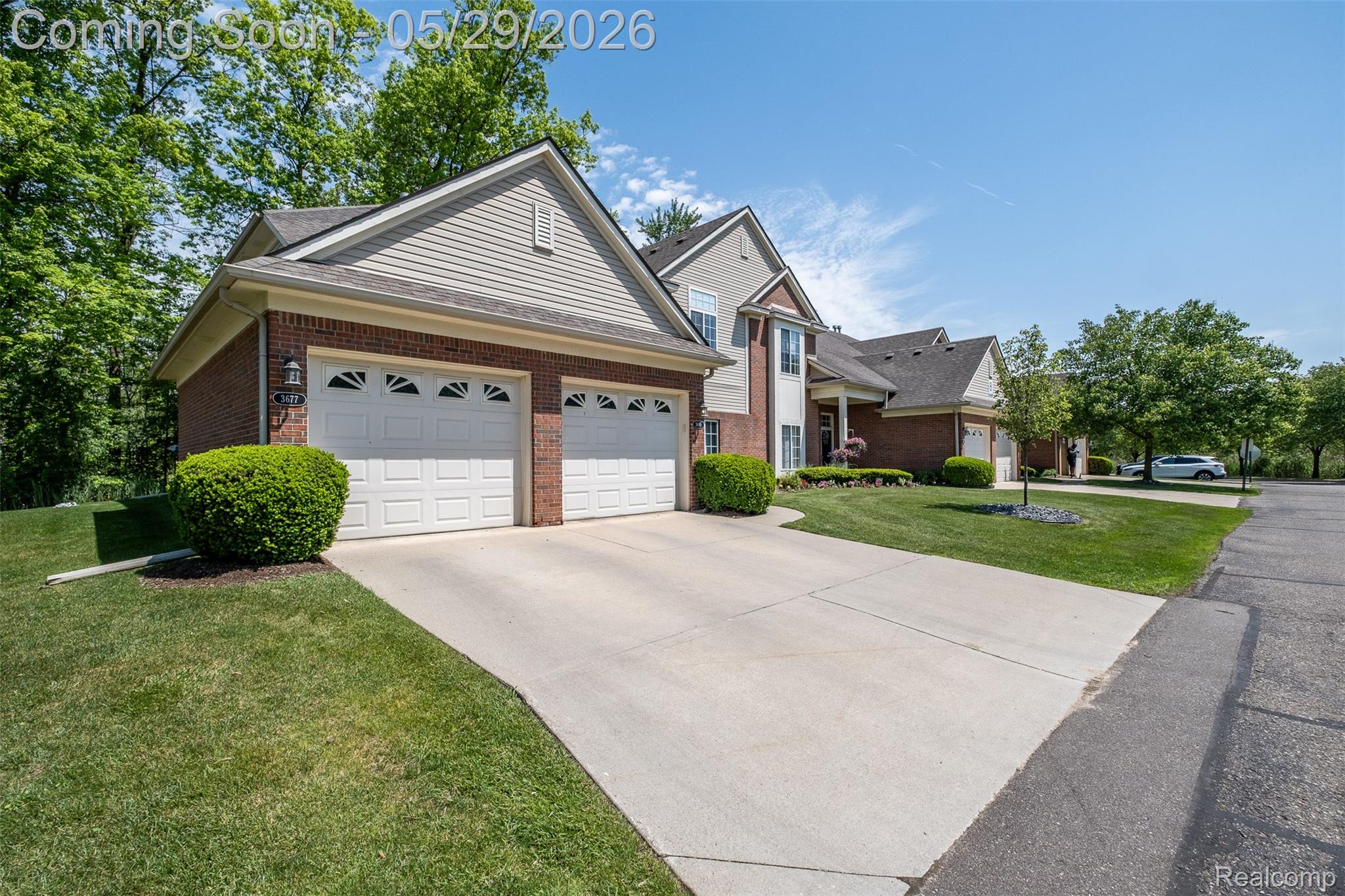 3695 Eagle Creek Drive