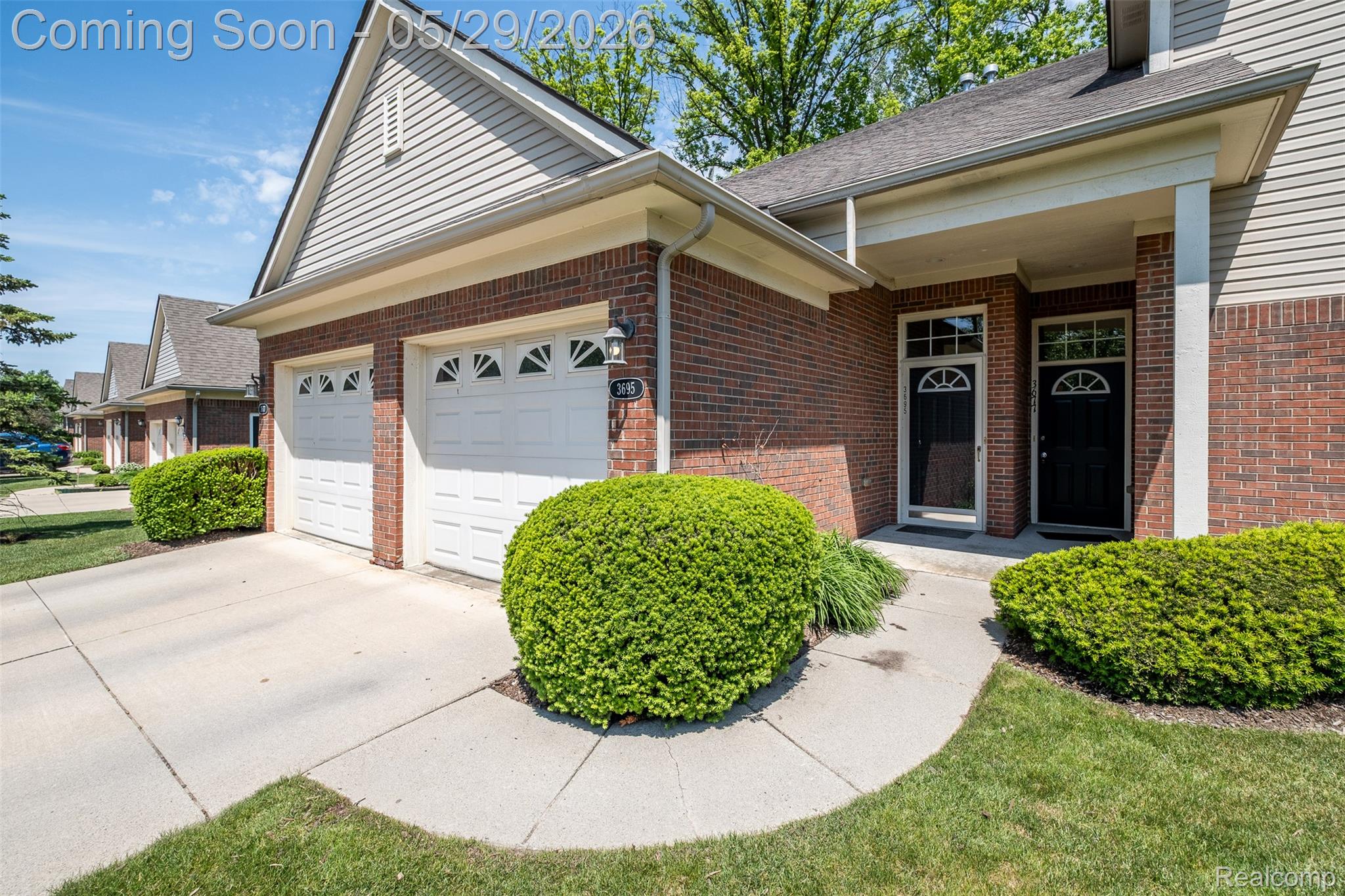 3695 Eagle Creek Drive