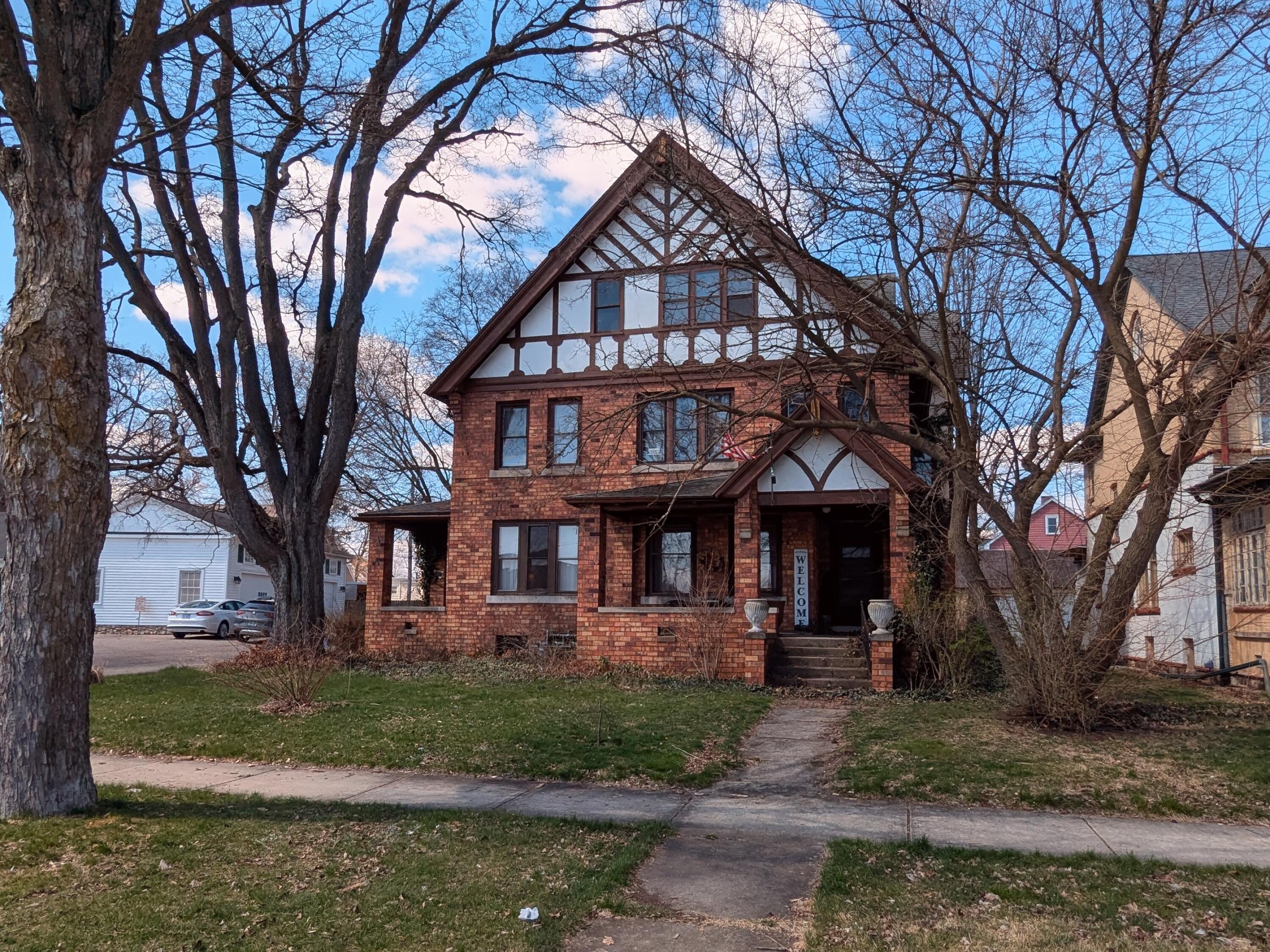 25 Orchard Place