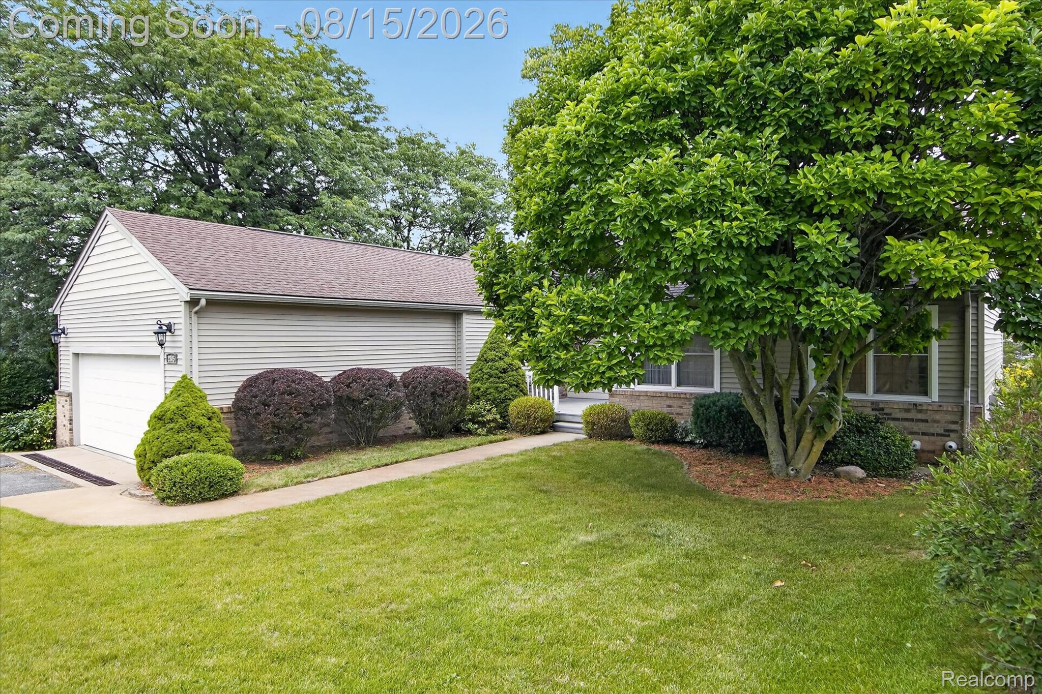 2805 Coral